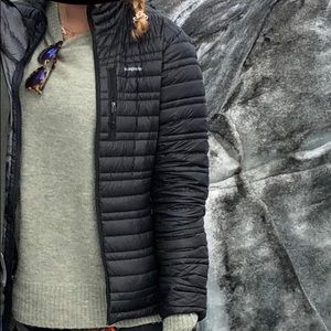 Patagonia  black puffer jacket